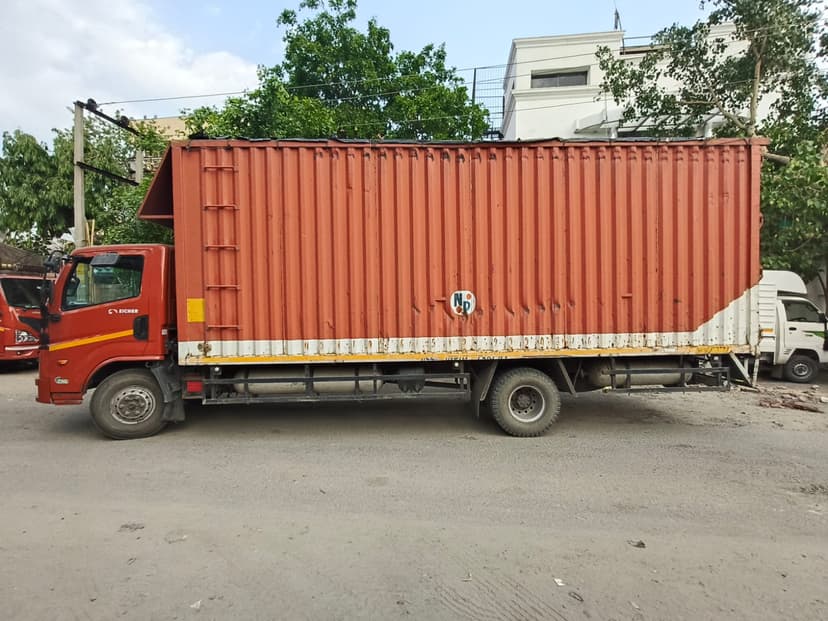 SKTS Truck 1
